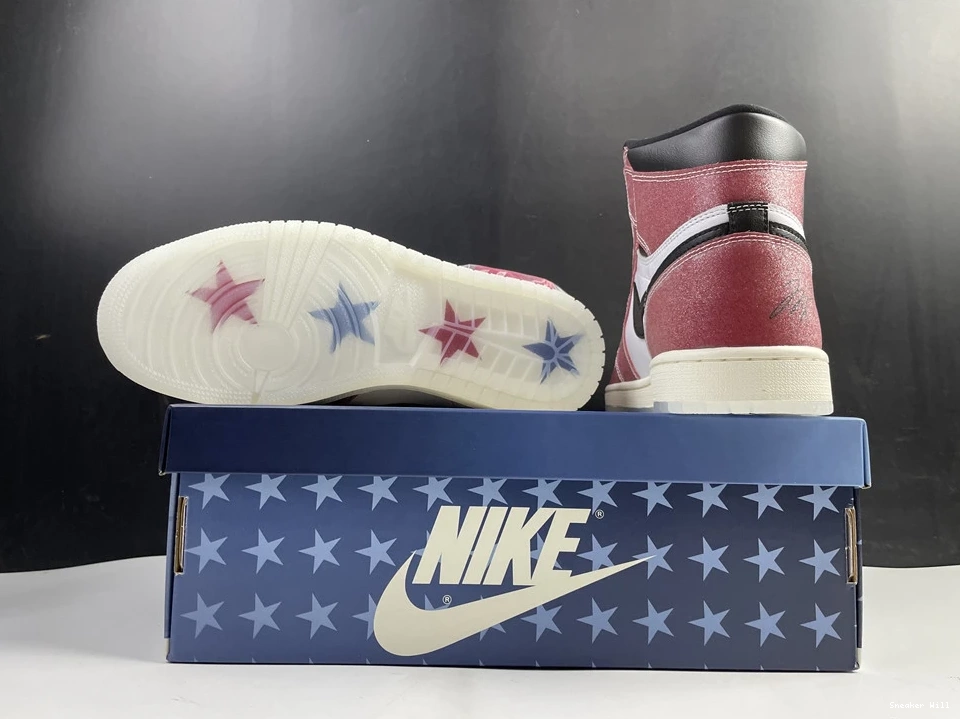 Trophy Retro Jordan1 494 Chicago Room DA2728-100 UrbanStyle 0613
